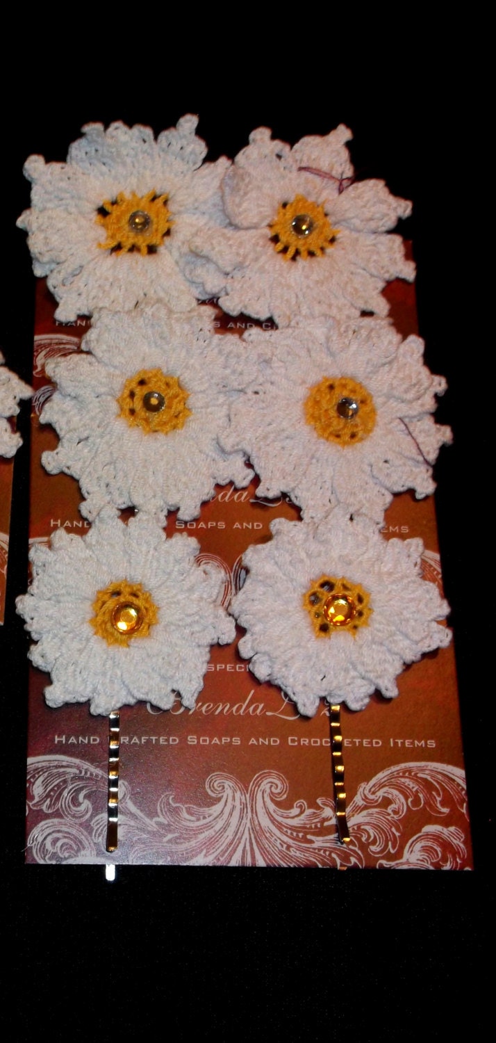 Daisy Hair Pin Set with Center Faux Gem