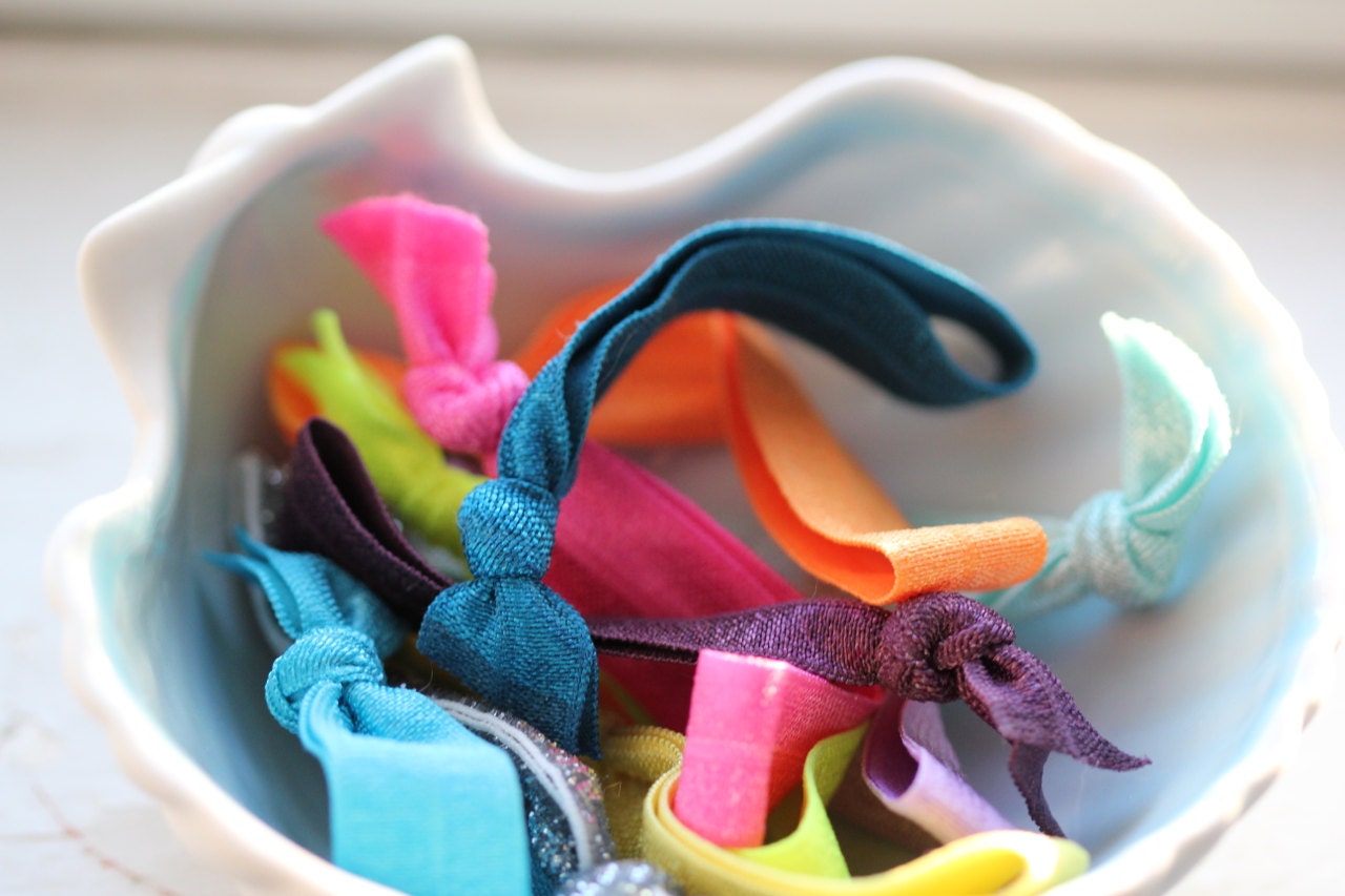 10 Hair Ties : Random Assortment of Ribbon Hair Ties, Ponytail, Bun, Top Knot, Bracelet, Rainbow, Yoga Ties, Grab Bag