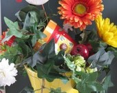 FLORAL ARRANGEMENT Bright Red Yellow Spring Summer Kitchen Garden PLANTER Wreaths- Free Shipping