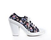 90's Grunge Floral Canvas Chunky Sneaker Platform Heels // 8
