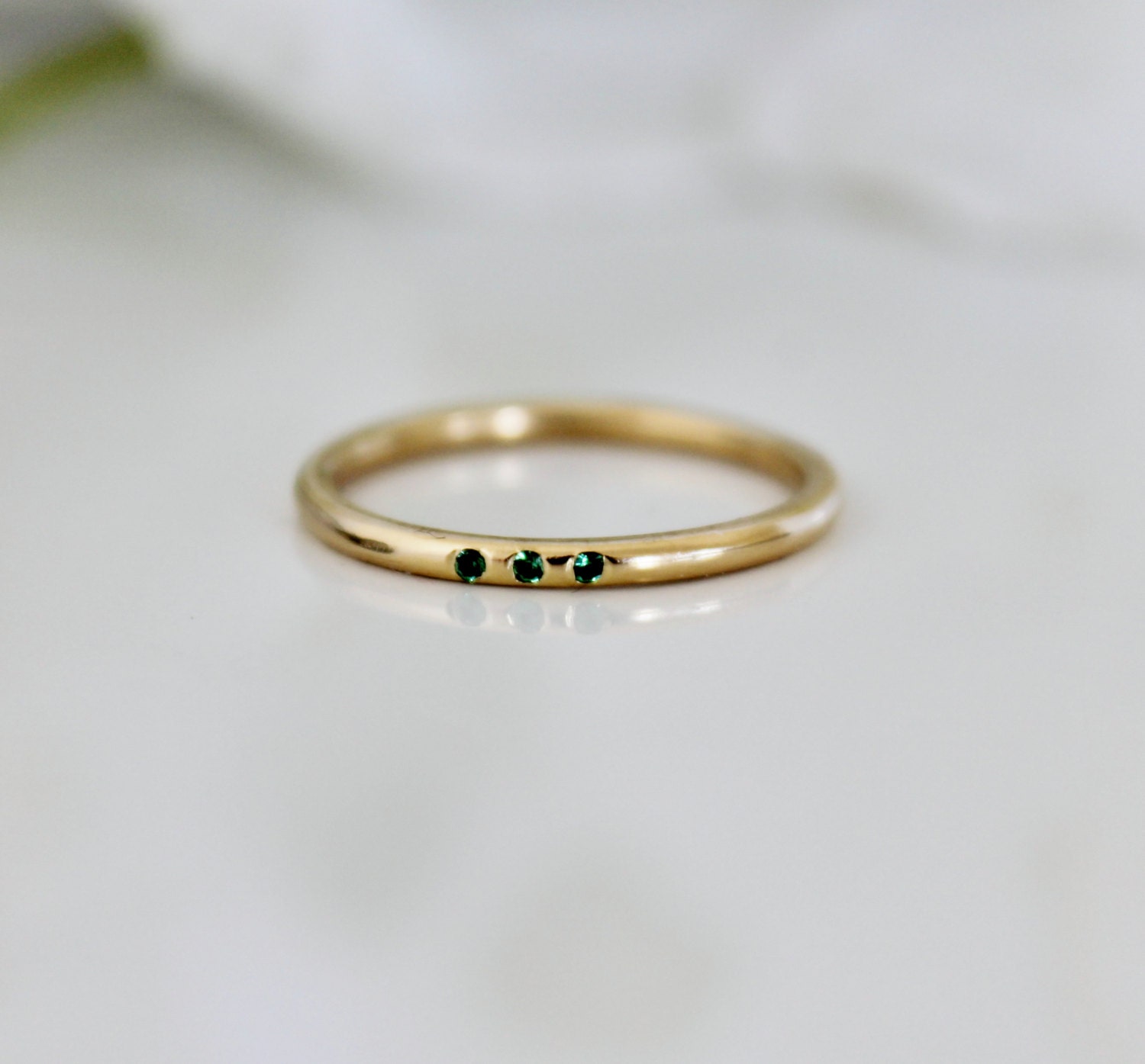 triple gemstone ring,green onyx ring,gold stacking ring,vintage ring,18k gold ring,diamonds ring
