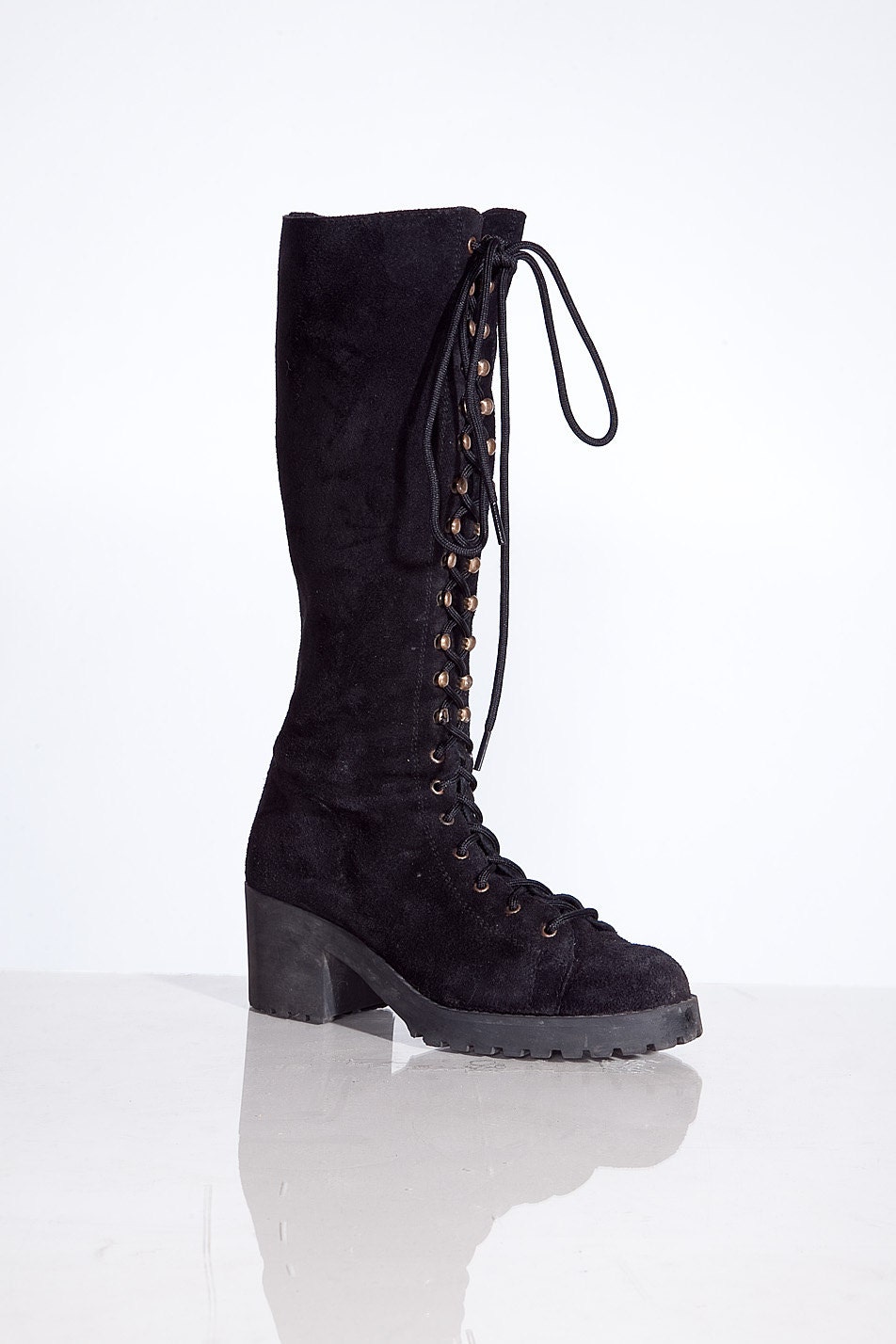 Chunky-Heeled Lace-up Suede Boots  / 7 / 8