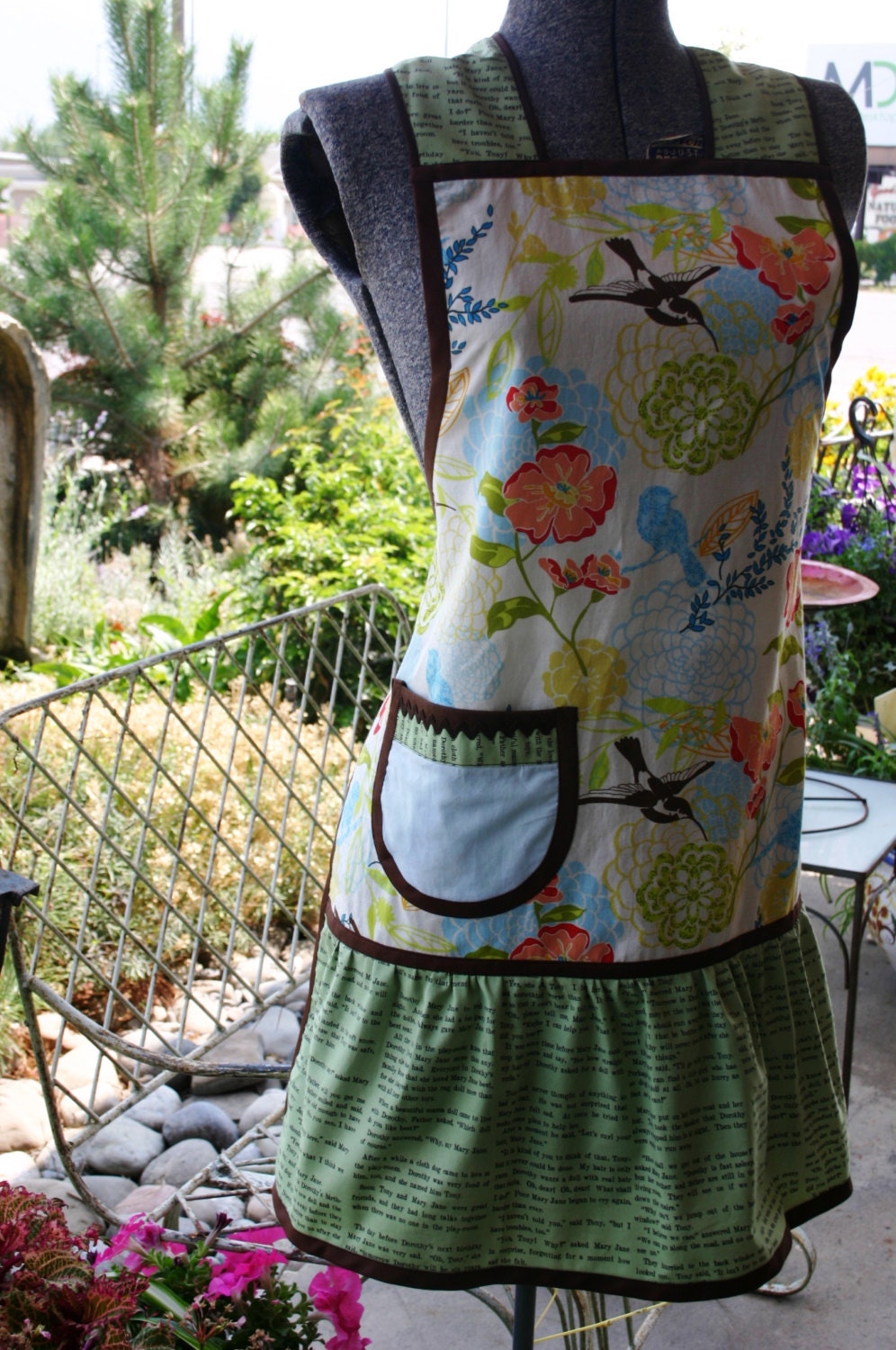 HUMMINGBIRD Floral Storybook women's full APRON. Hostess Bridal Birthday Party Gift. SPRING and summer.