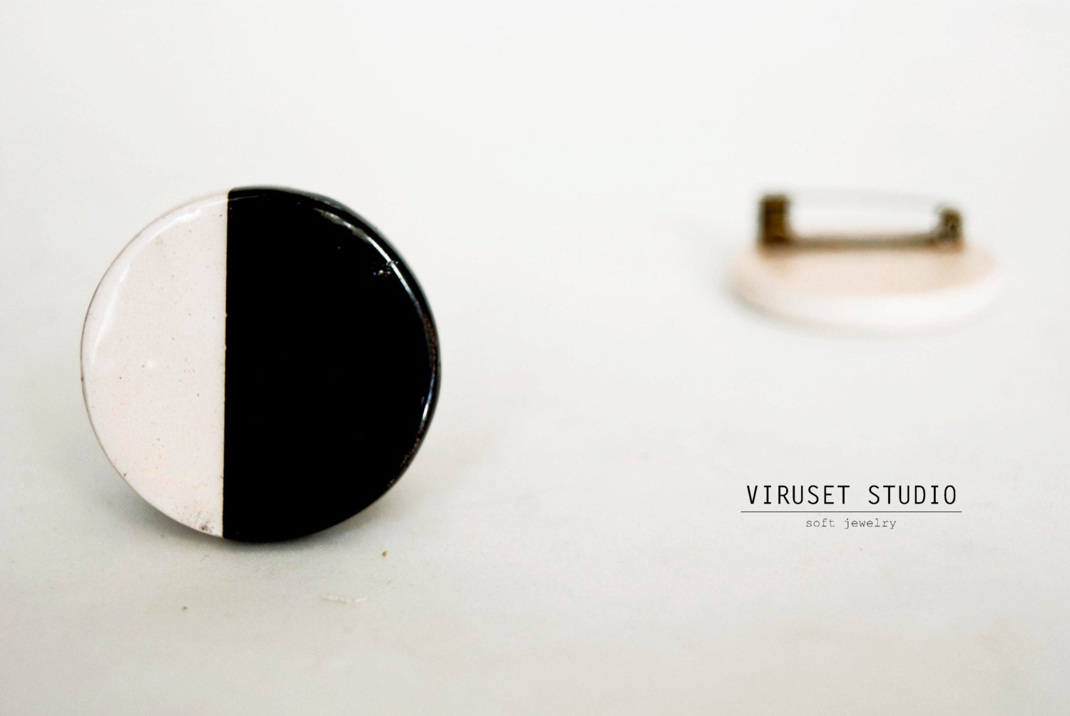 Ceramic brooch  for  women black & white.Scandinavian minimalist design.Modern Circle Brooch Pin by Viruset Studio