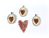 Heather Heart - Valentine resin necklace Pink flower buds Botanical specimen Real preserved plant Gift idea Nature lover gardener under 50