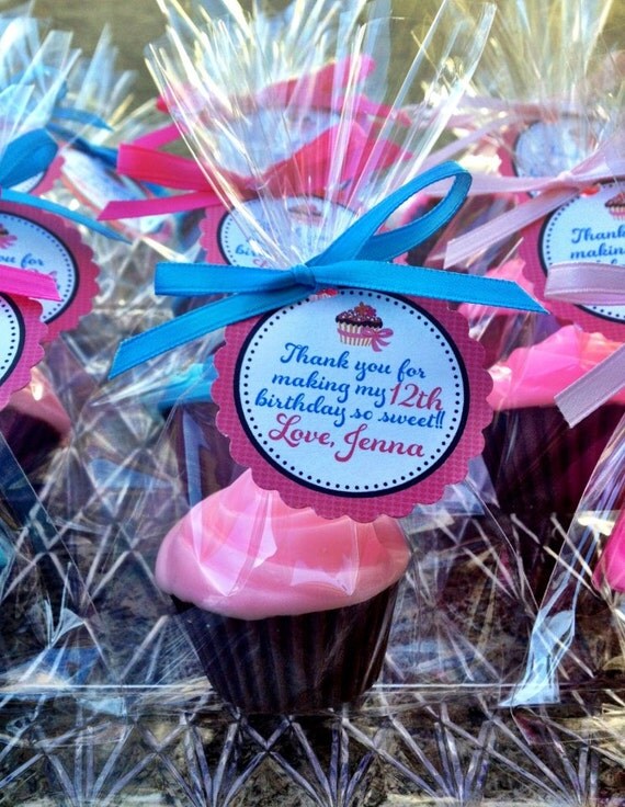 CUPCAKE SOAPS (10 Favors) - Birthday Party Favor, Cupcake Soap Favor, Wedding Cake Favor, Cupcake Birthday Theme Il_570xn