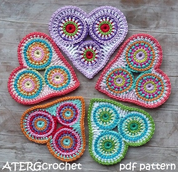 Crochet pattern colorful circle heart by ATERGcrochet