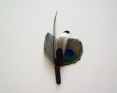 Wedding Boutonnieres - Peacock Boutineers - Groom's Boutineers, Groomsmen Wedding Boutineers, Peacock Feather Boutineer - Lapel Pin
