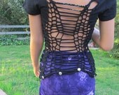 Women's Braided/Weaved/Laddered T Shirt Pink Floyd Size Small