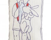 Titou's Organic Potpourri Pillow by Titou & Lili