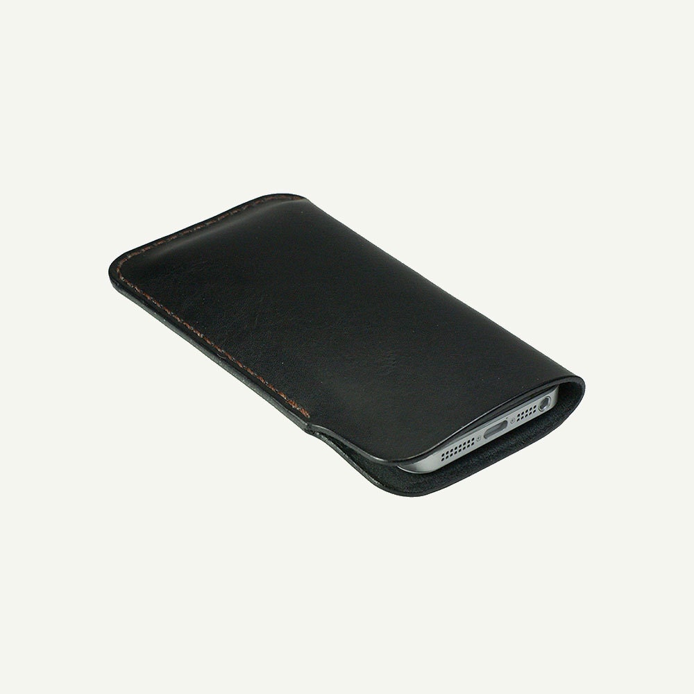 Handsewn iPhone 5  leather sleeve - BLACK Italian vegetable tanned leather