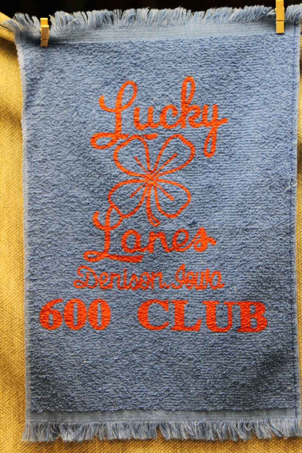 Lucky Lanes Blue and Red Vintage Bowling Towel 600 Club Denison Iowa