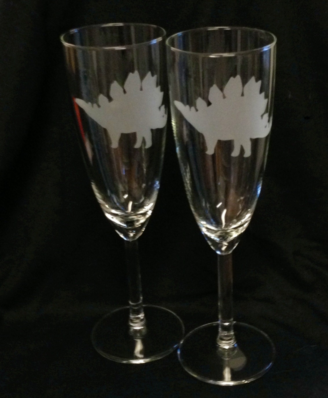 Stegosaurus Dino Dinosaur Etched Champagne Flute set of 2