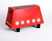 60's 70's TOASTER - Retro Vintage Gift Box - Printable DIY Wedding Gift Box Medium - Red with White Daisies