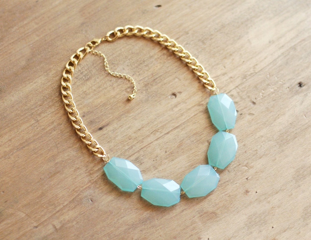 Turquoise Aqua Blue Single Strand Statement Necklace