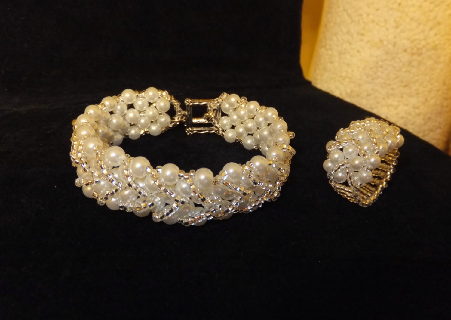 Pearls Jewelry Set,Wedding Jewelry,Elegant Pearl Bracelet,Pearl Ring,Bridesmaid Jewelry,Beadwoven Pearl Set,White Glass Pearls
