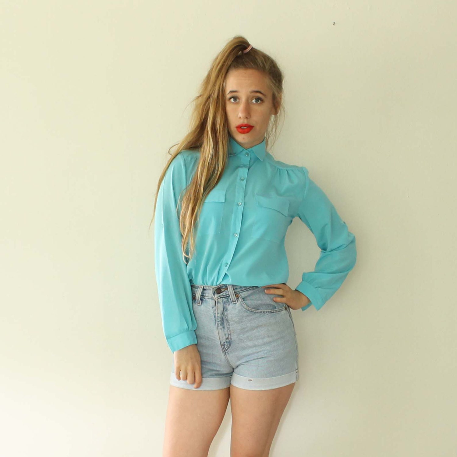 80s Silky Light Blue Blouse // Shirt // Oxford Button Up