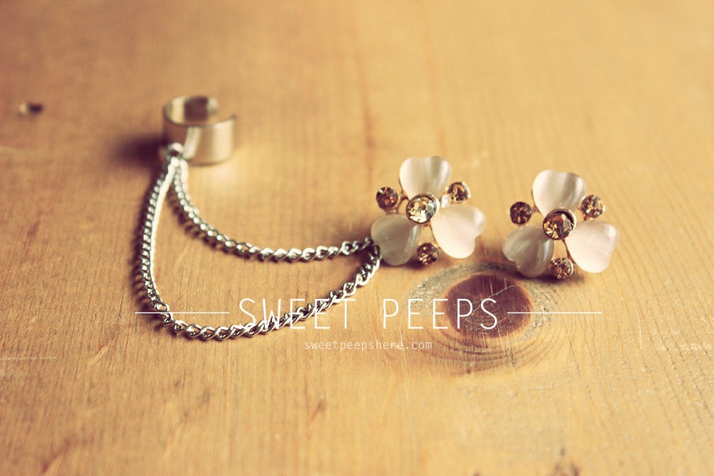 Dainty Flower Stud EarCuff Set with Silver Chain