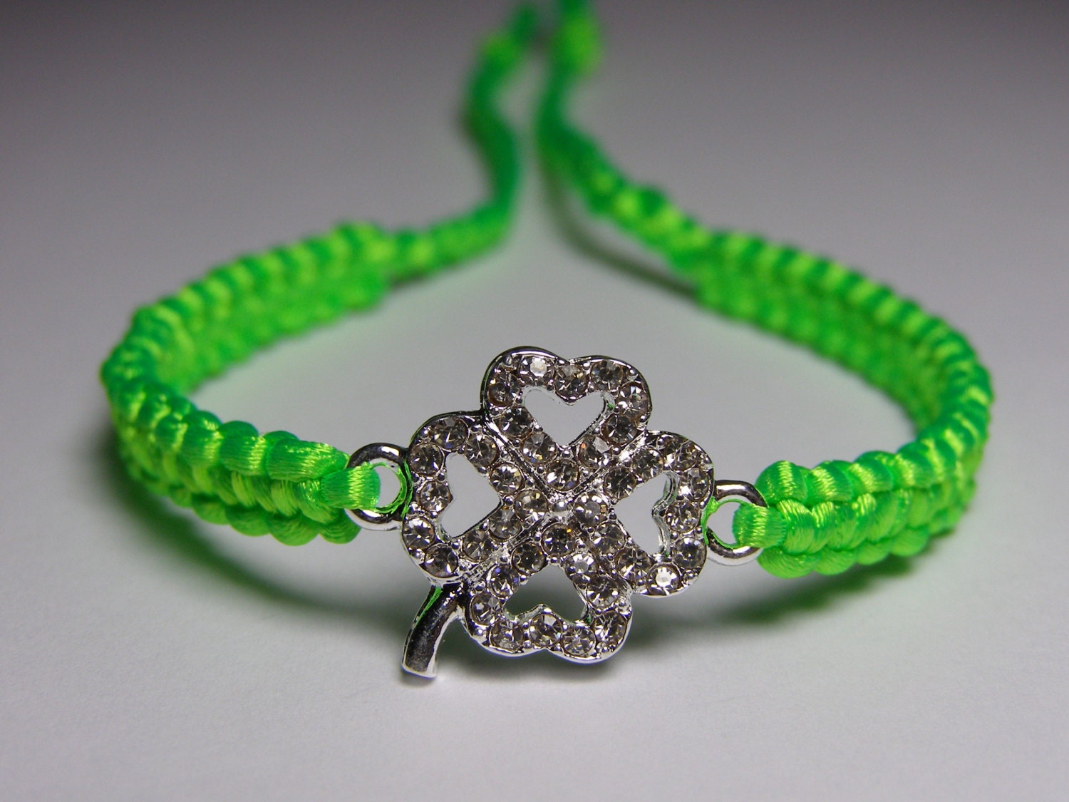 Clover bracelet for good luck with rhinestones