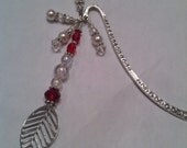 Mini leaf bookmark