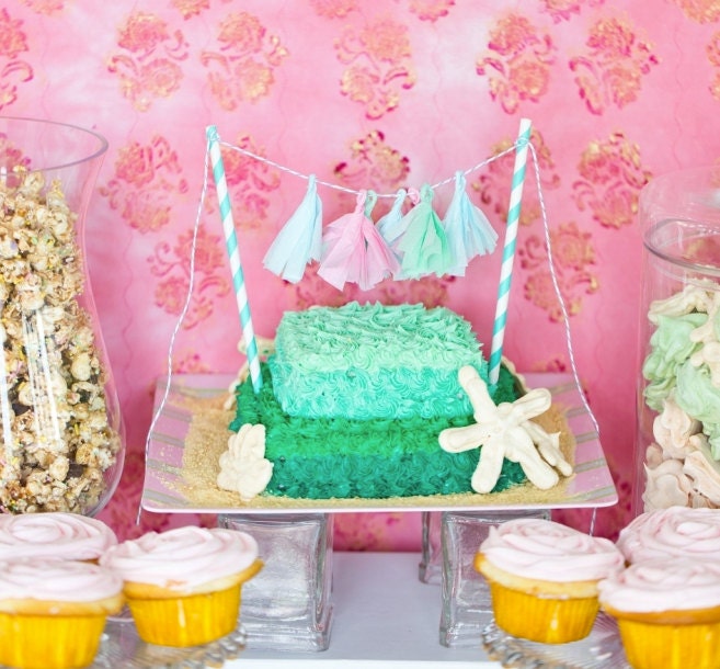 Mini Tassel Cake Topper - Perfect for Weddings, Showers and Parties