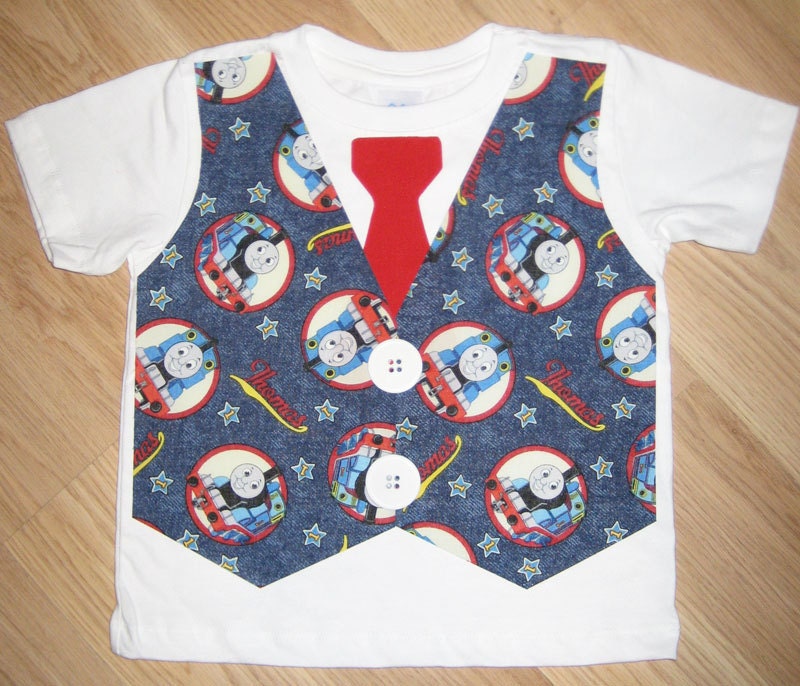 Thomas the train inspired onesie. Toddler shirt. Vest shirt. Boys outfit. Baby onesie. Infant onesie. Thomas the train.All sizes.