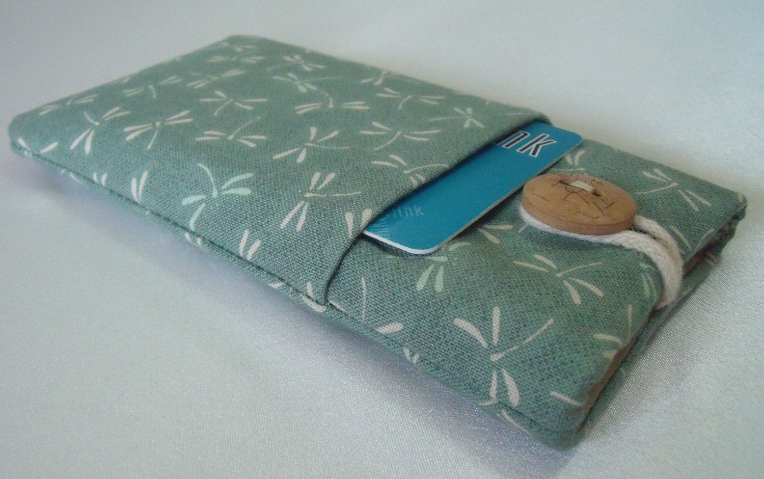 iPhone 5 sleeve / iPhone 5 pouch / iPhone 5 cover with pocket & button - Dragonflies Emerald