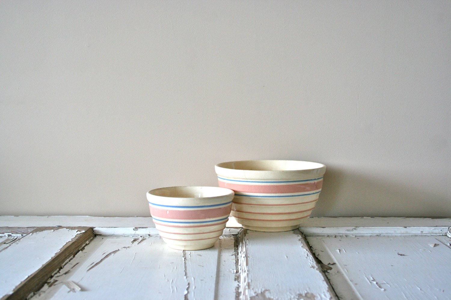 vintage mixing bowls: pink and blue striped bowls