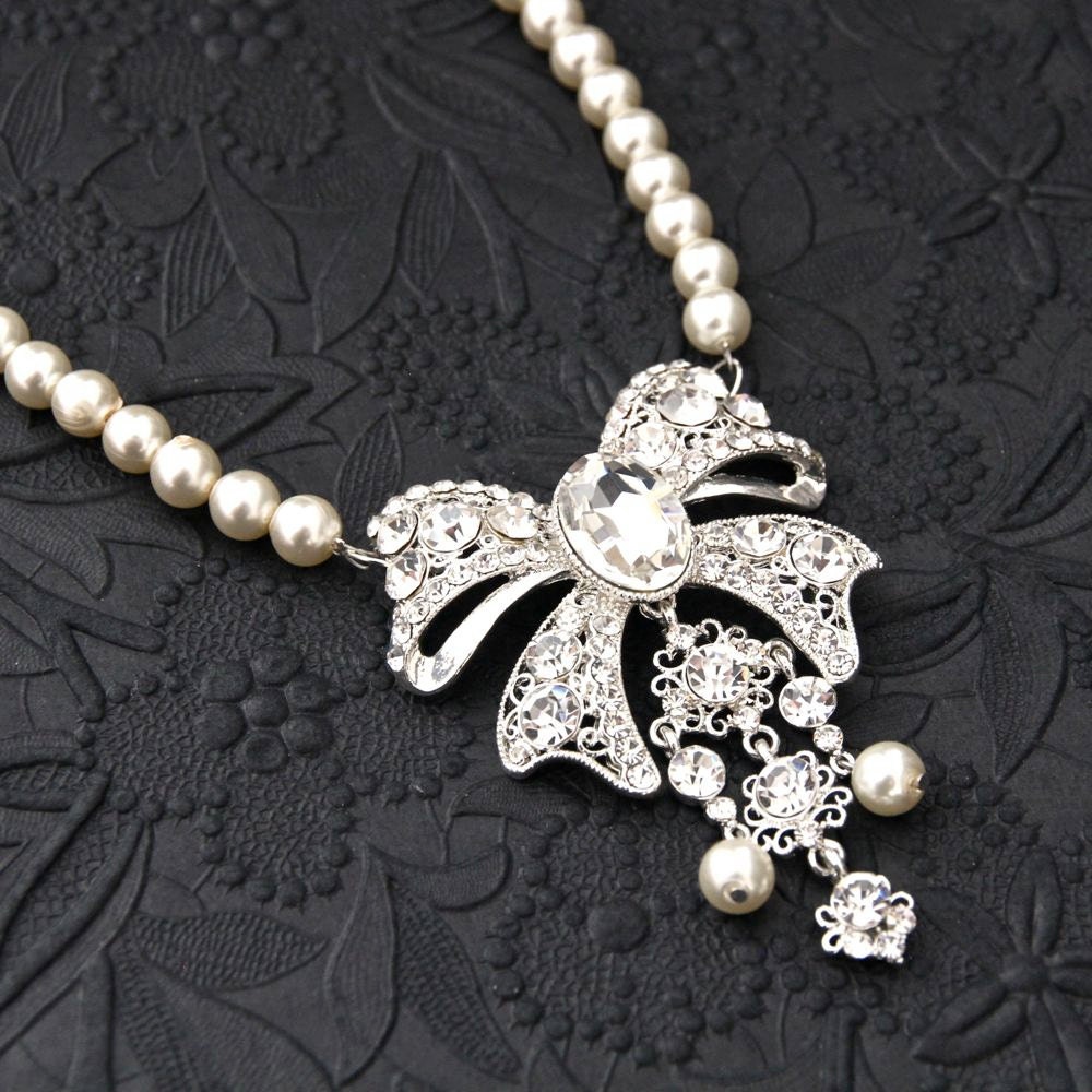 Vintage Style Wedding Necklace Bow Bridal Necklace Statement Jewelry Ivory White Pearl Necklace Bridesmaid Crystal Necklace FOREVER