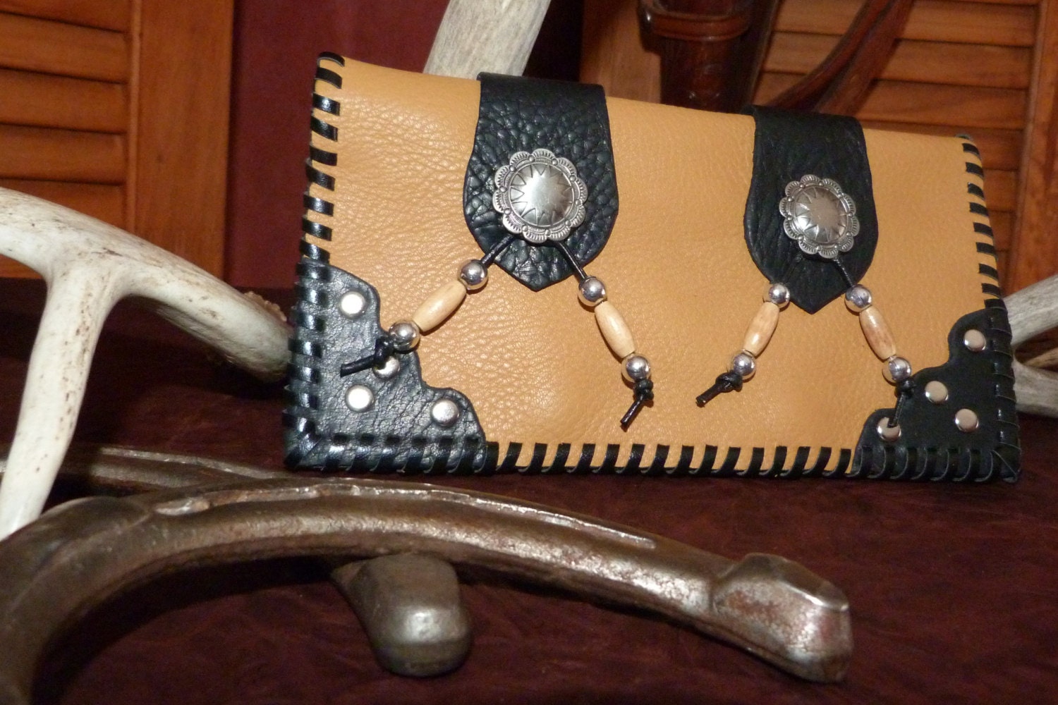Pochette a tabac en cuir/Tobacco bag in leather, western/country style