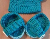 Set of crochet baby bear hat and sandals newborn (0 - 3 months)