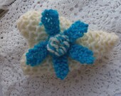 lovely decorative hand knitted heart ,small cushion/pillow.gift for mum or gran/older childrens room decoration,romantic gift,