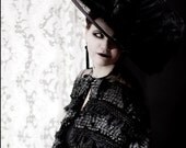 Rêve de Minuit - Black Passamenterie Capelet by Kambriel