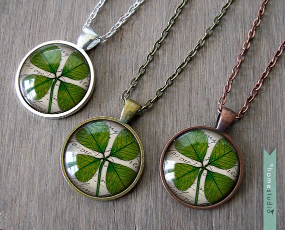 Moving Sale - Four Leaf Clover :  a Glass Dome Art Necklace by HomeStudio. 24 inch chain included. Round art pendant jewelry. Lucky jewelry.