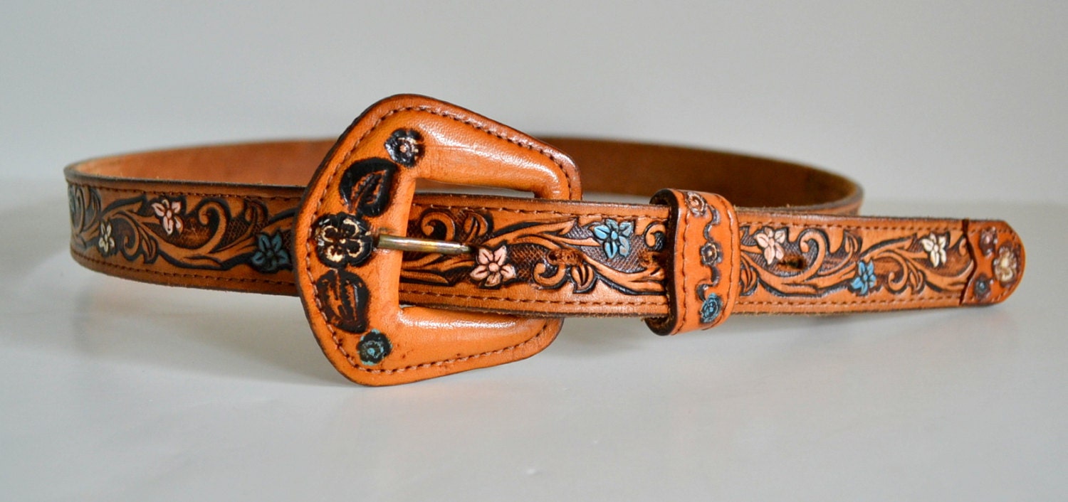Vintage Boho Leather Belt & Buckle Gorgeous Vintage 1 inch Unique Colored Tooled Leather Flowers Pink Blue White Brown 34 32 30 waist.