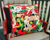 Aloha girls pin-up cushion cover (black)