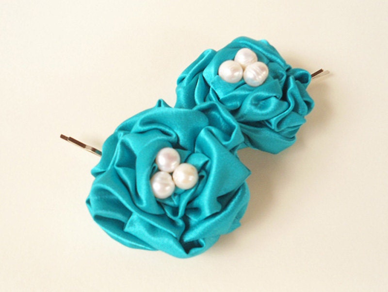 Turquoise Flower Hair Clips, Blue Fabric Flower Hair Accessories, Bridesmaids Hair Pieces, Wedding Rosette Hair Pins, Bridal Bobby Pins