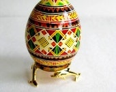 Pysanka  BATIK egg on checken egg shell hand painted Ukrainian Easter egg