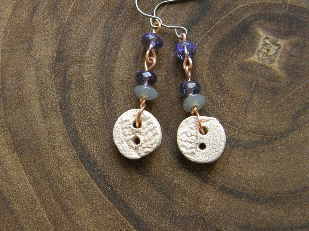 Rustic Pink Lace Button. Lace patterned ceramic buttons with grey and purple.