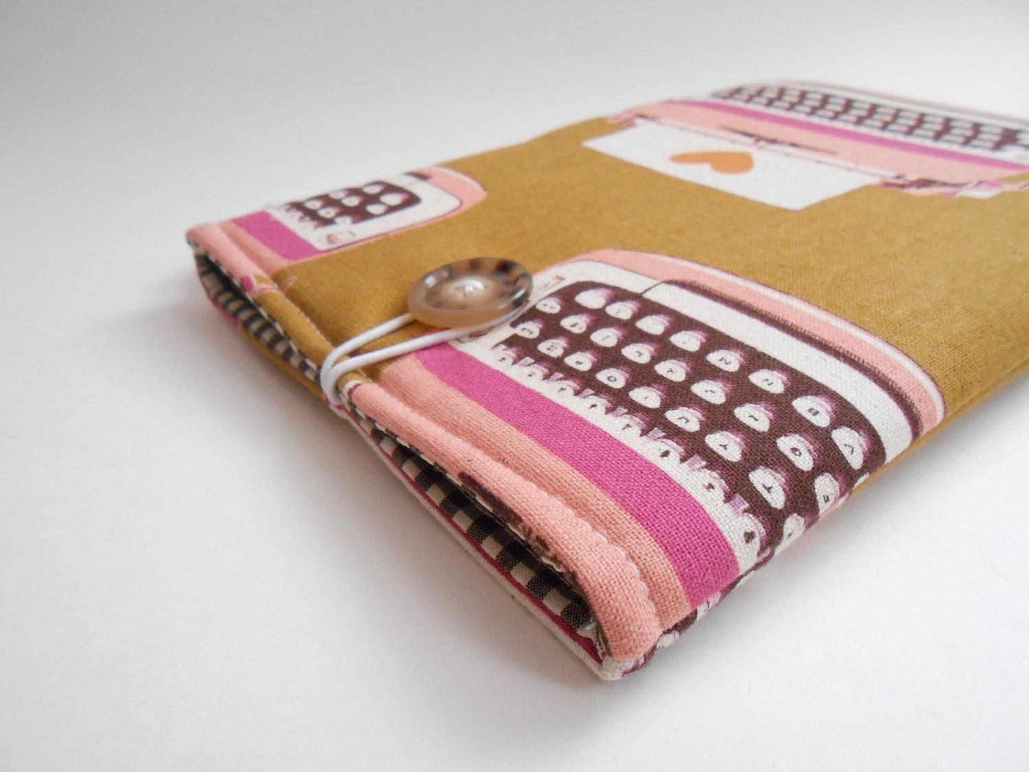 iPad Mini Case, iPad Mini Cover, iPad Mini Sleeve --- Vintage pink  typewriter --- Custom sizing available for other Tablets and E-readers