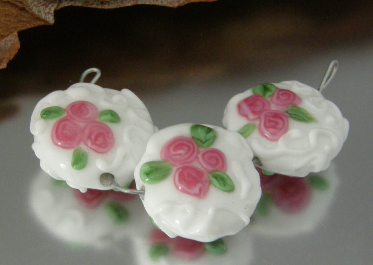 KILLERBEEDZ1 - Wedding Day - 3 Button Lampwork Bead Set
