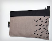 Pouch Large White Linen Stones Screenprint Zip