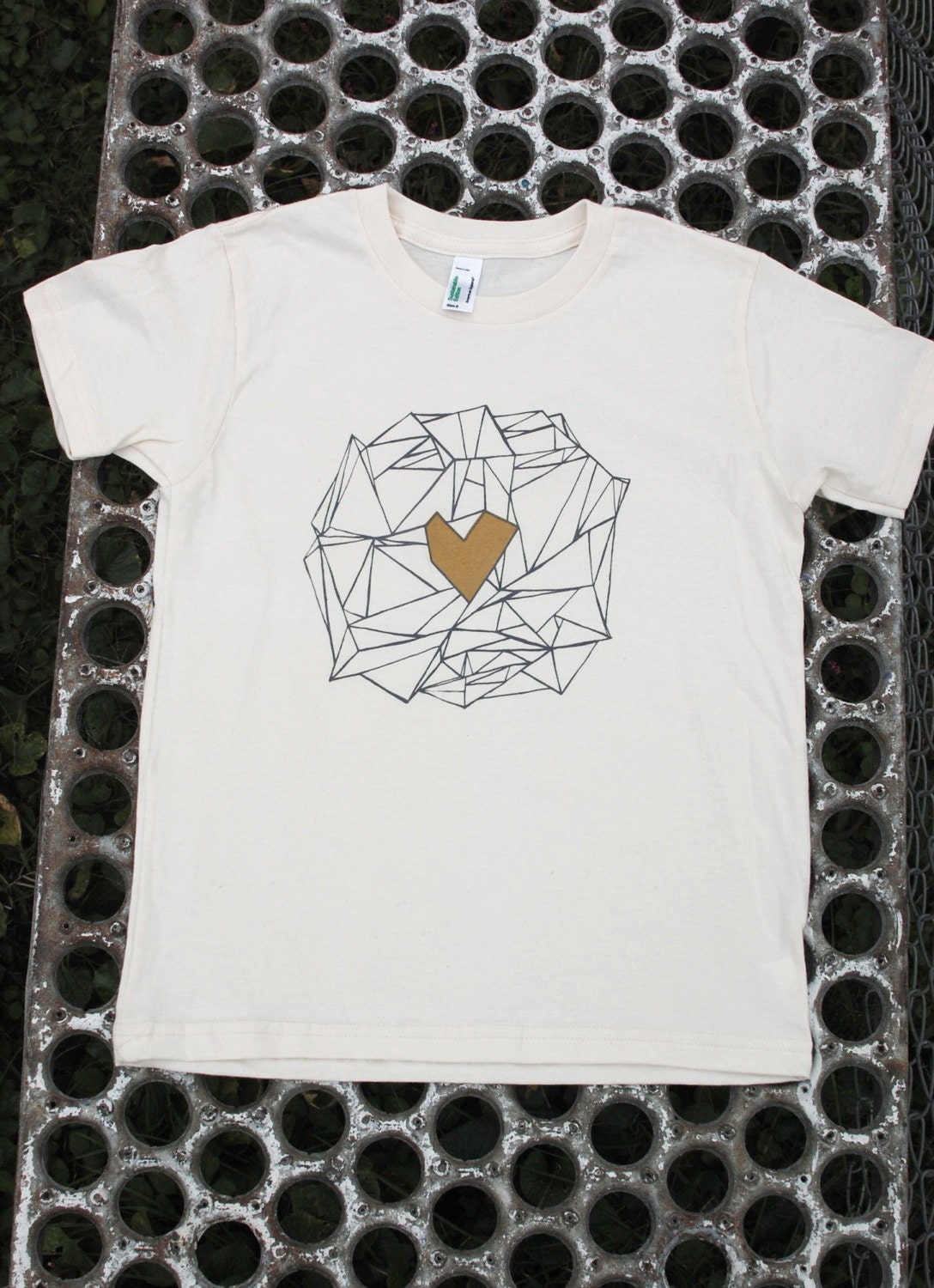 Valentine's Day Organic natural t-shirt with gold and charcoal geometric heart - Size 8/10/12 YOUTH