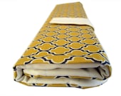 straight knitting needle organizer - yellow lattice