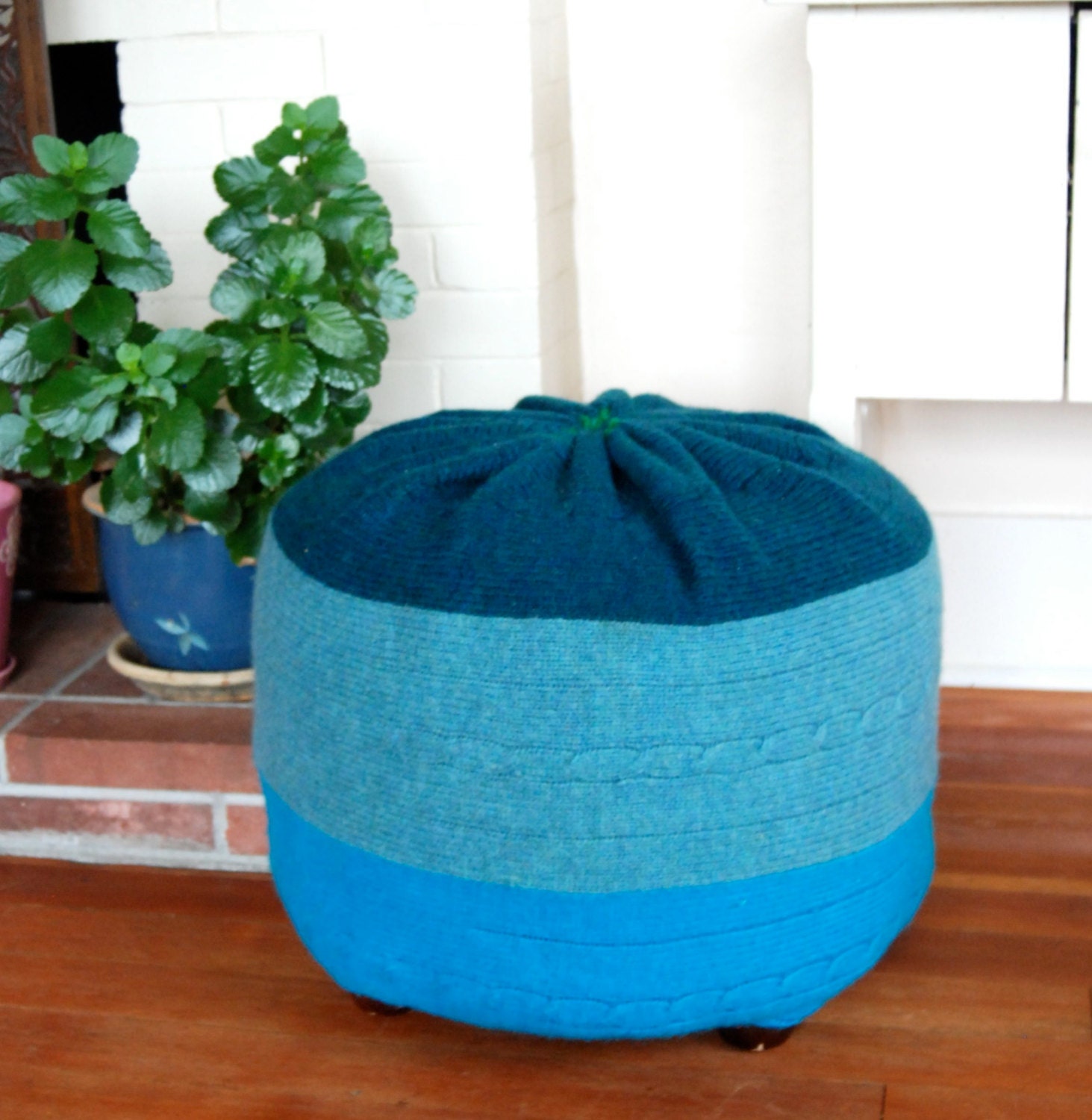 Modern Knit Sweater Pouf Ottoman