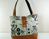 Ann Shoulder Bag in Natural Canvas with Dala Print