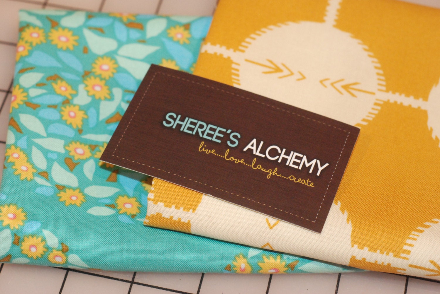 Floral and Dot Modern Cotton Fat Quarter FQ Bundle 2 prints Turquoise Yellow Quilting Sewing Anna Maria Horner Field Study