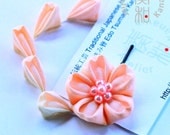 Sakura (Cherry Blossom) Tsumami Kanzashi Bobby Pin with Dangling Petal String