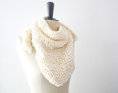 Triangle Lace Knit Scarf in Soft Neutral Cream Merino Wool. Romantic Spring and Summer Fashion. Handmade in France.