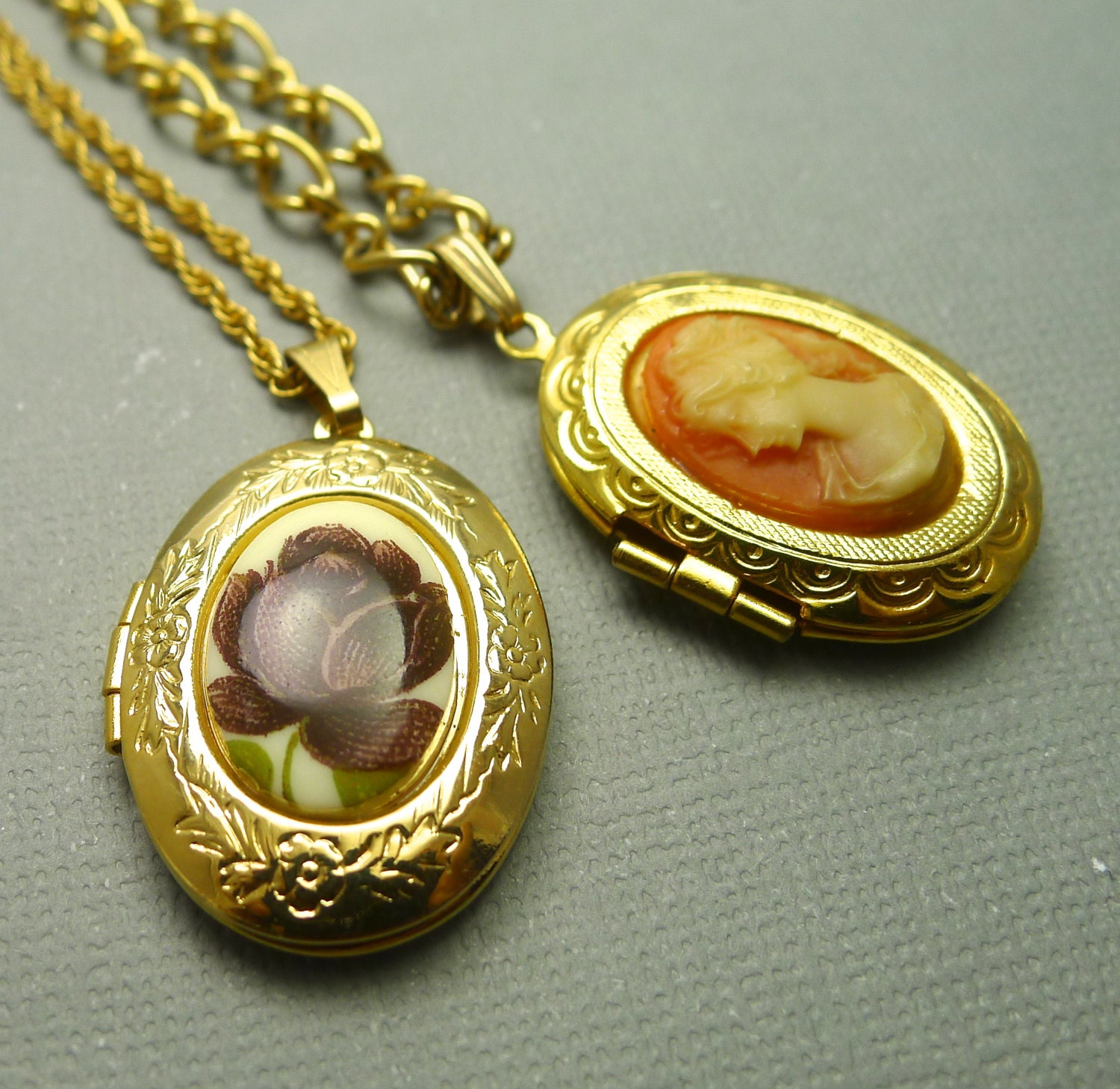 Vintage 50s Lot of 2 Locket Pendant Necklaces